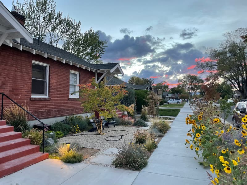 Cozy, modern retreat steps from Midtown, a Reno Airbnb cleaned by Pristine